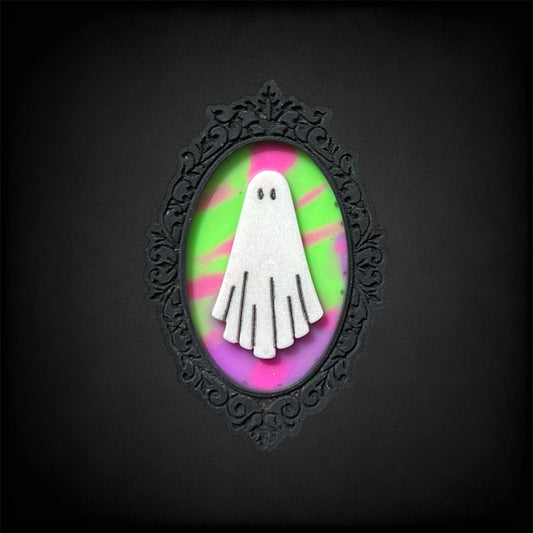 Ghost in the gallery