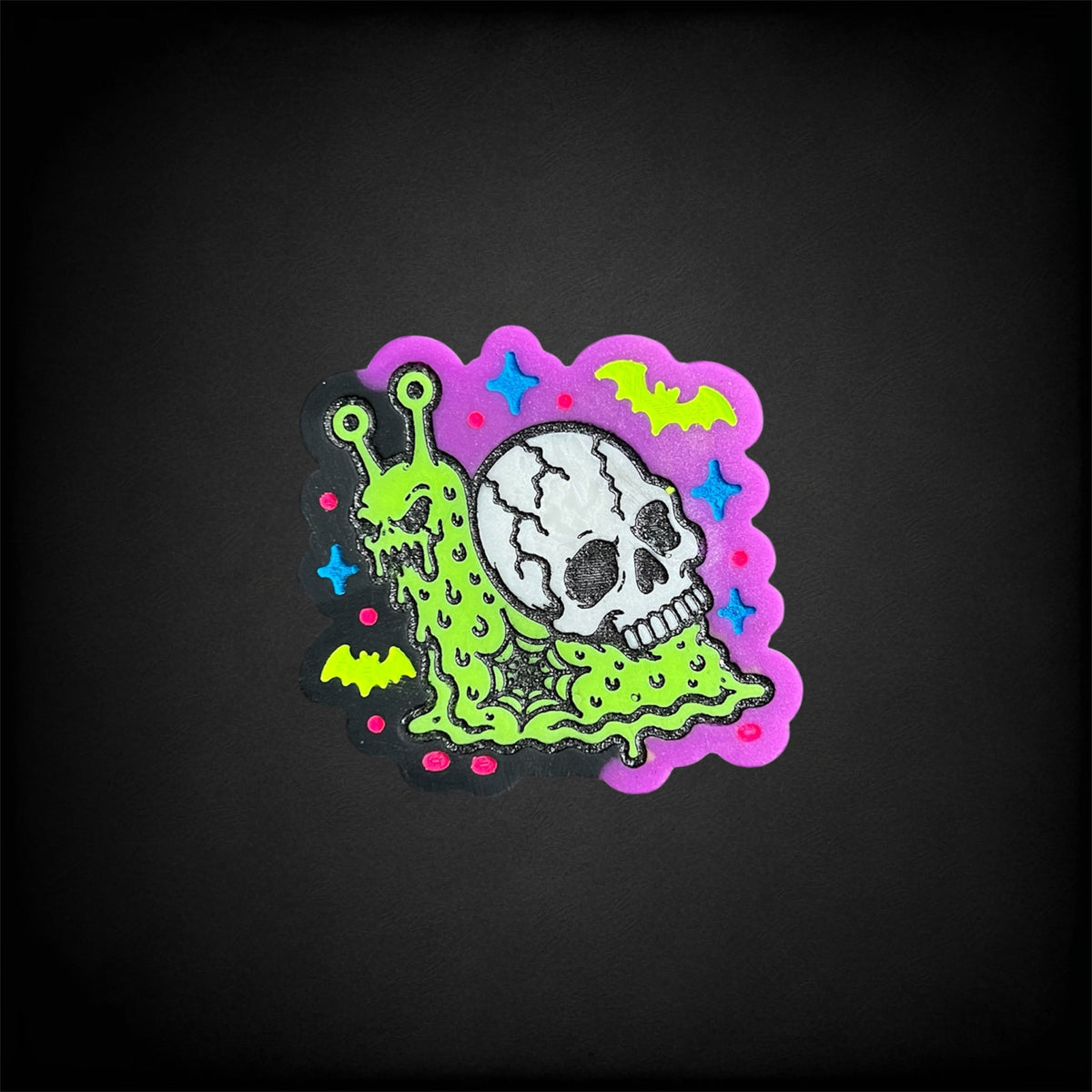 Skull snail
